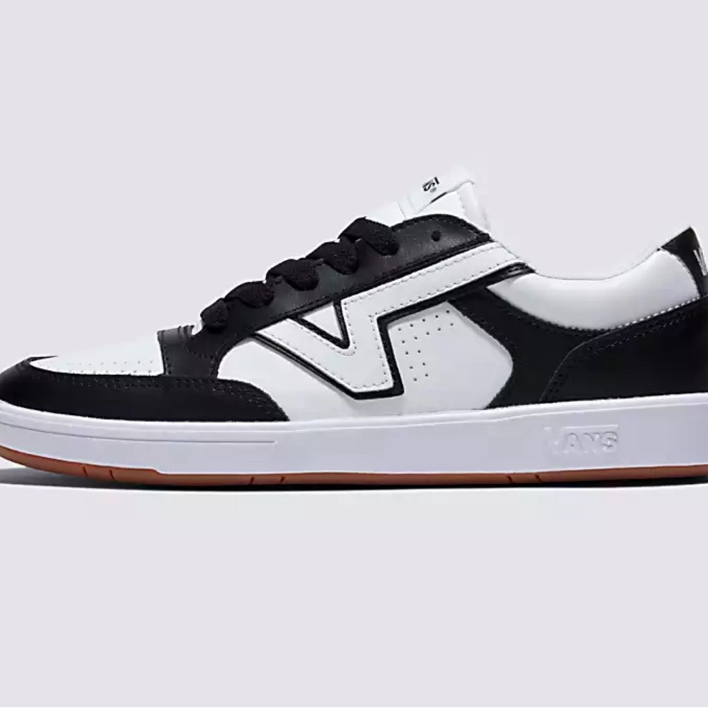 Lowland ComfyCush Leather Shoe